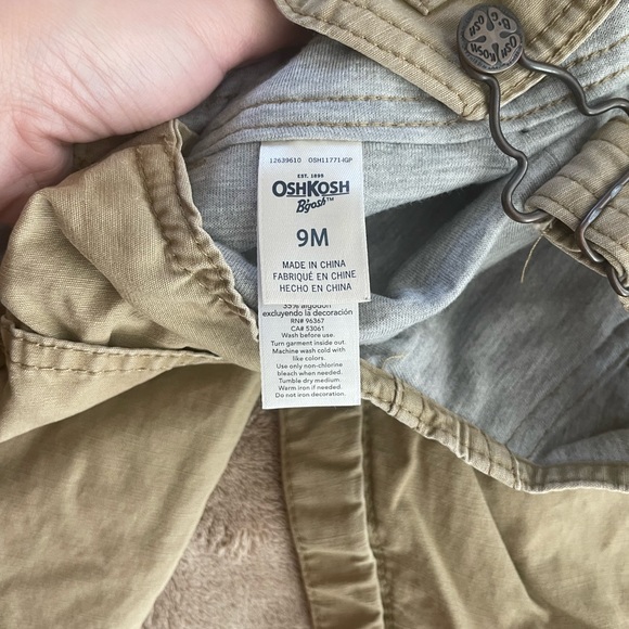 Boys size 9 months khaki overalls - Picture 6 of 7